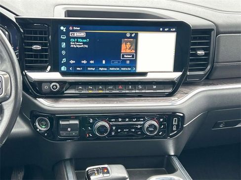 Used 2022 Chevrolet Silverado 1500 LTZ w/ LTZ Premium Package image 17