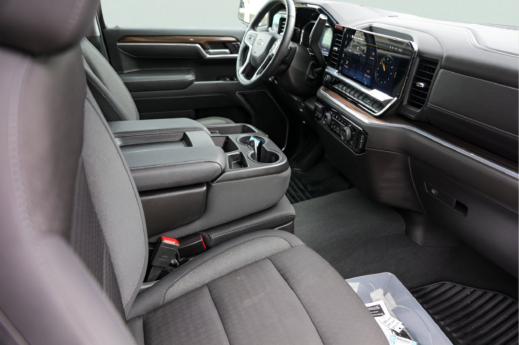 Used 2026 Chevrolet Silverado 1500 RST RWD image 28