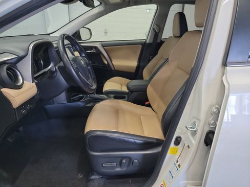 Used 2016 Toyota RAV4 Limited AWD/4WD image 12