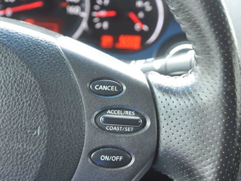 Used 2010 Nissan Altima 2.5 SL w/ SL Pkg image 37