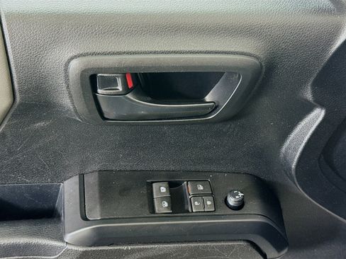 Used 2022 Toyota Tacoma SR image 23