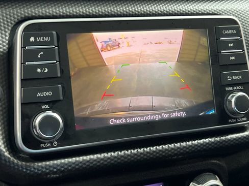 Used 2019 Nissan Kicks SV image 19