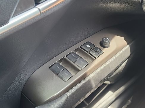 Used 2023 Toyota Camry LE w/ Convenience Package FWD image 18