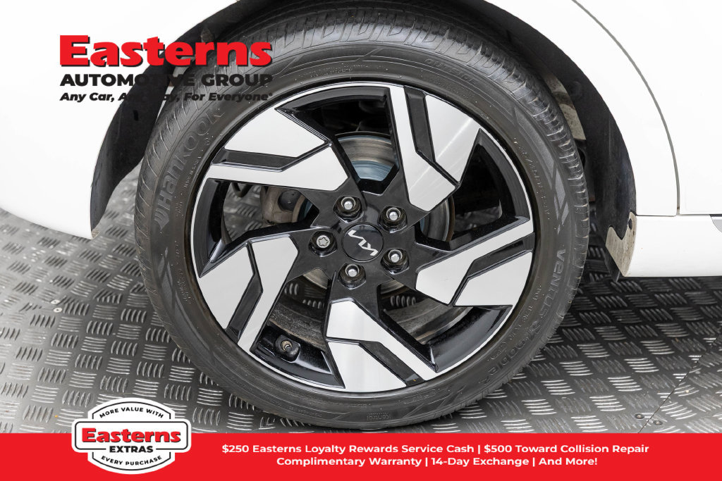 Used 2023 Kia Soul GT-Line FWD image 31