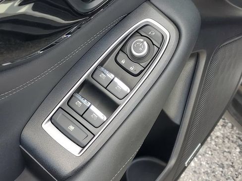 Used 2023 Subaru Outback Touring XT AWD/4WD image 9