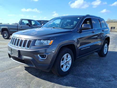 Used 2015 Jeep Grand Cherokee Laredo w/ Quick Order Package 23E AWD/4WD image 5
