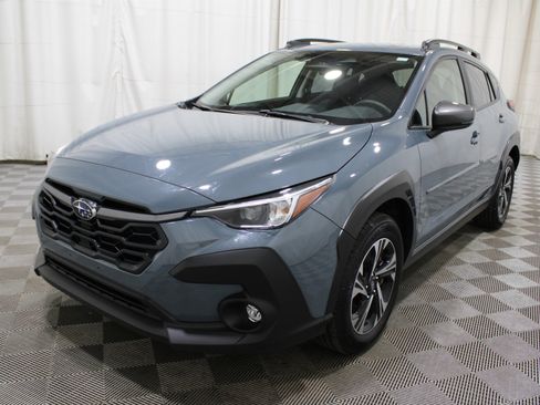Used 2025 Subaru Crosstrek 2.0i Premium image 34