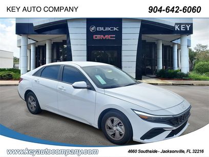 Certified 2025 Hyundai Elantra SE