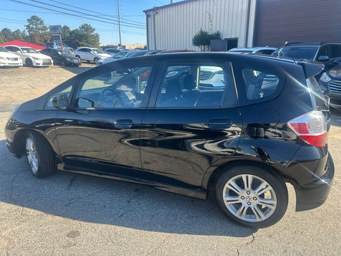 Used 2011 Honda Fit Sport image 4