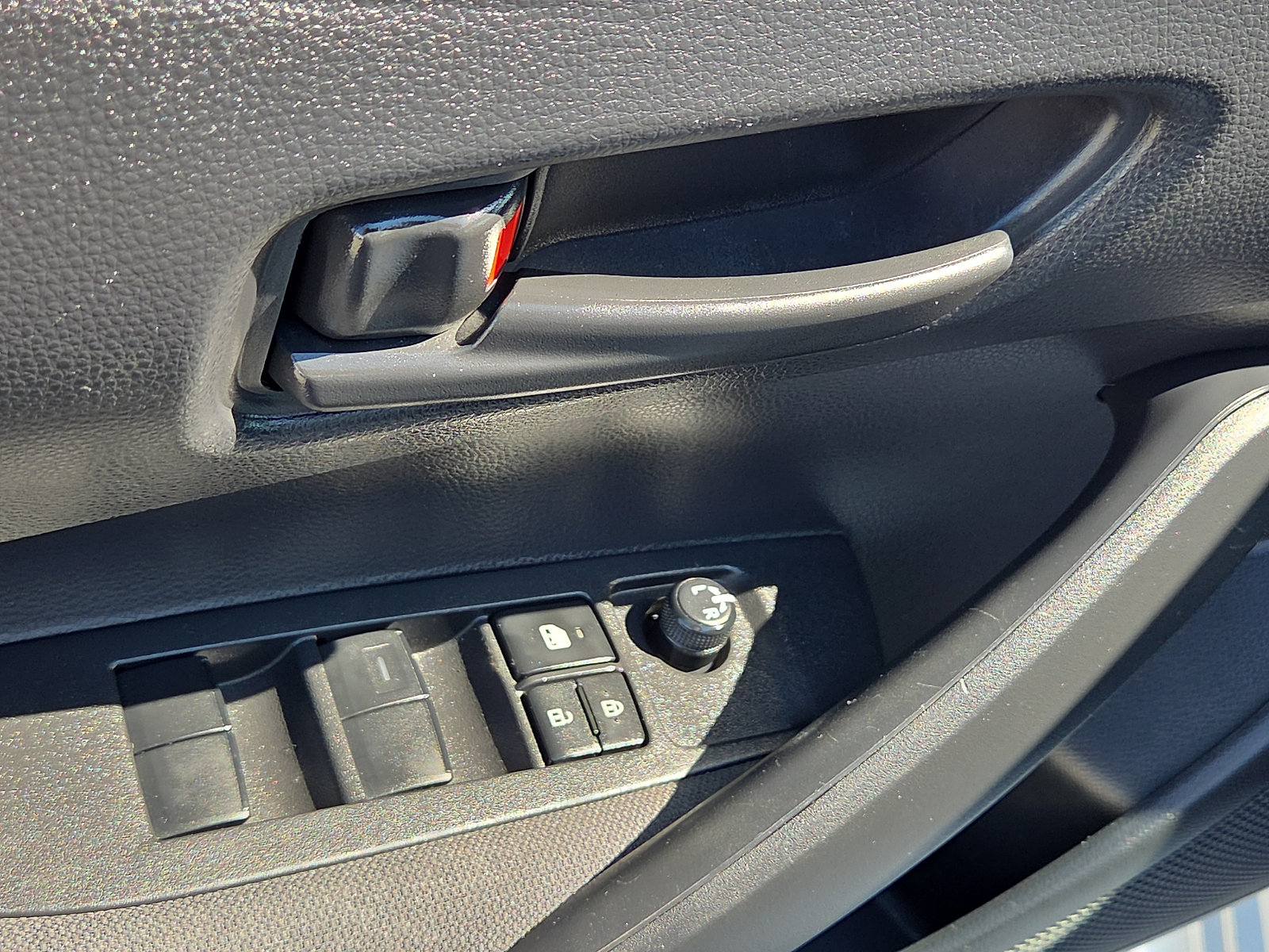 Used 2023 Toyota Corolla LE FWD image 13
