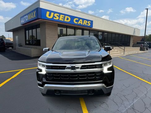 Used 2024 Chevrolet Silverado 1500 LT image 3