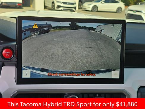 Used 2024 Toyota Tacoma TRD Sport w/ TRD Sport Upgrade Package image 29