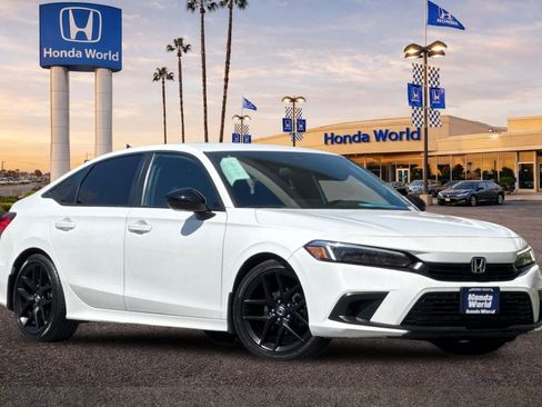 Certified 2022 Honda Civic Sport image 2