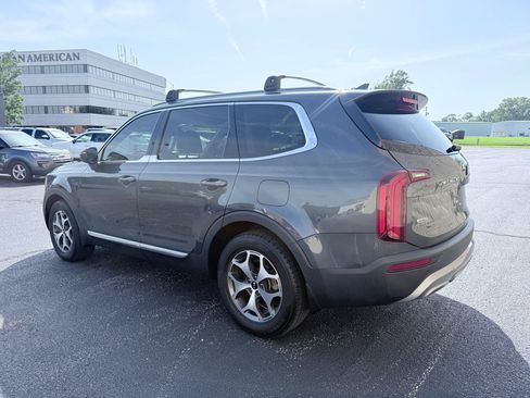 Used 2021 Kia Telluride EX AWD/4WD image 3