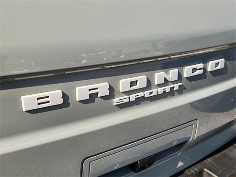 Used 2024 Ford Bronco Sport Outer Banks w/ Tech Package image 9