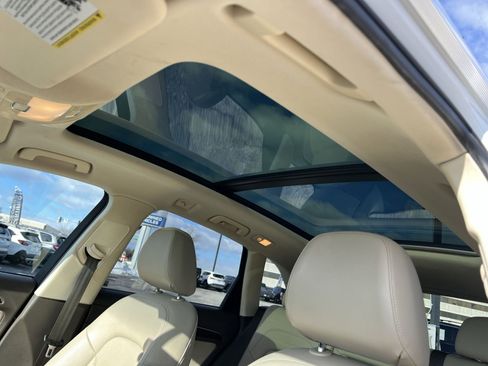 Used 2017 Audi Q5 2.0T Premium w/ Audi MMI Navigation Plus image 23