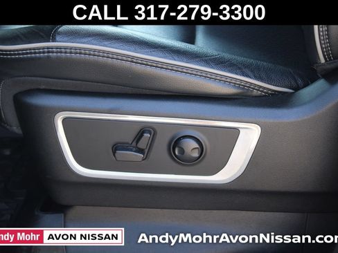 Used 2023 RAM 1500 Laramie AWD/4WD image 16