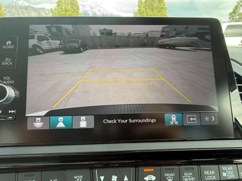 Used 2026 Honda Odyssey Elite image 46