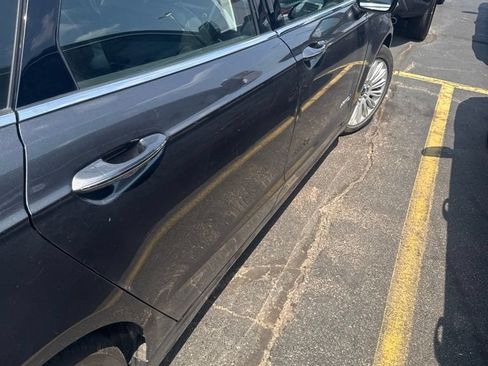 Used 2016 Ford Fusion SE w/ Equipment Group 502A FWD image 3