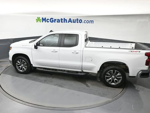 Used 2025 Chevrolet Silverado 1500 LT w/ Leather Package AWD/4WD image 24