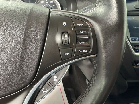 Used 2020 Acura MDX SH-AWD image 17