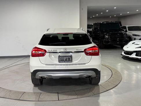 Used 2015 Mercedes-Benz GLA 250 AWD image 12