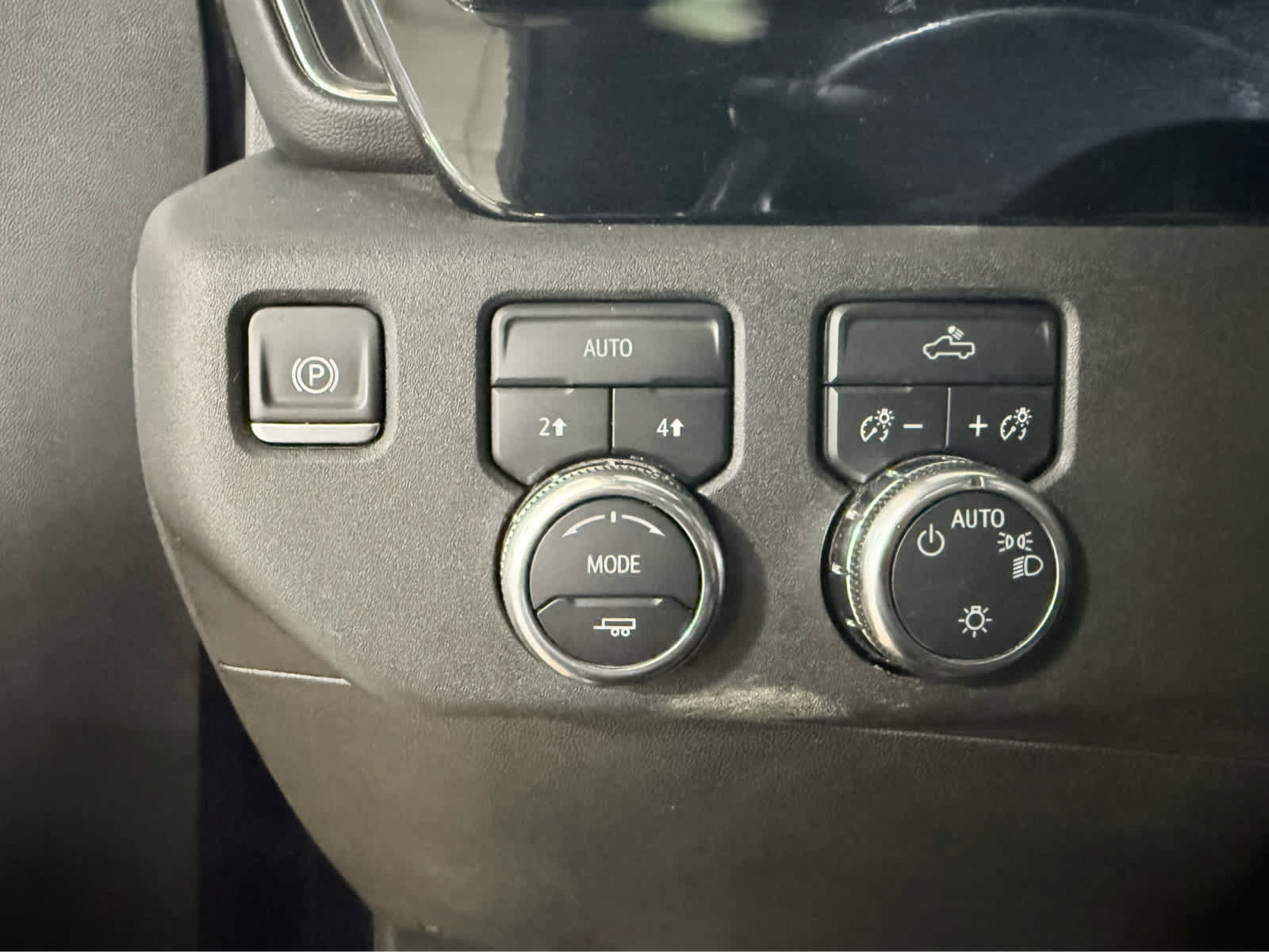Used 2024 GMC Sierra 1500 SLE AWD/4WD image 26