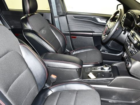 Used 2025 Ford Escape ST-Line AWD/4WD image 40