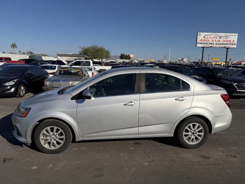 Used 2019 Chevrolet Sonic LT image 4