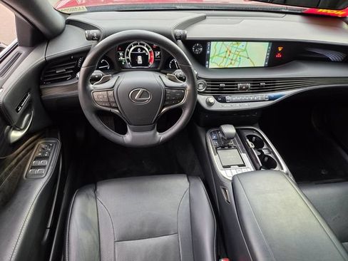 Used 2019 Lexus LS 500 RWD image 12