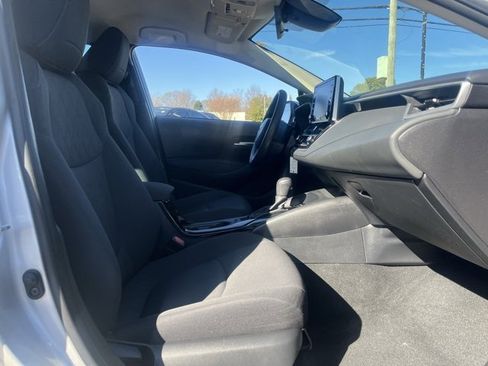 Used 2020 Toyota Corolla LE image 14
