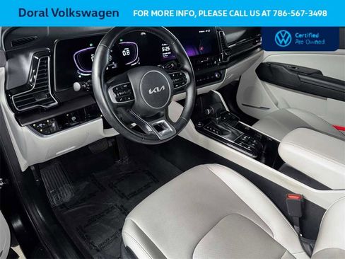 Used 2023 Kia Sportage EX image 13