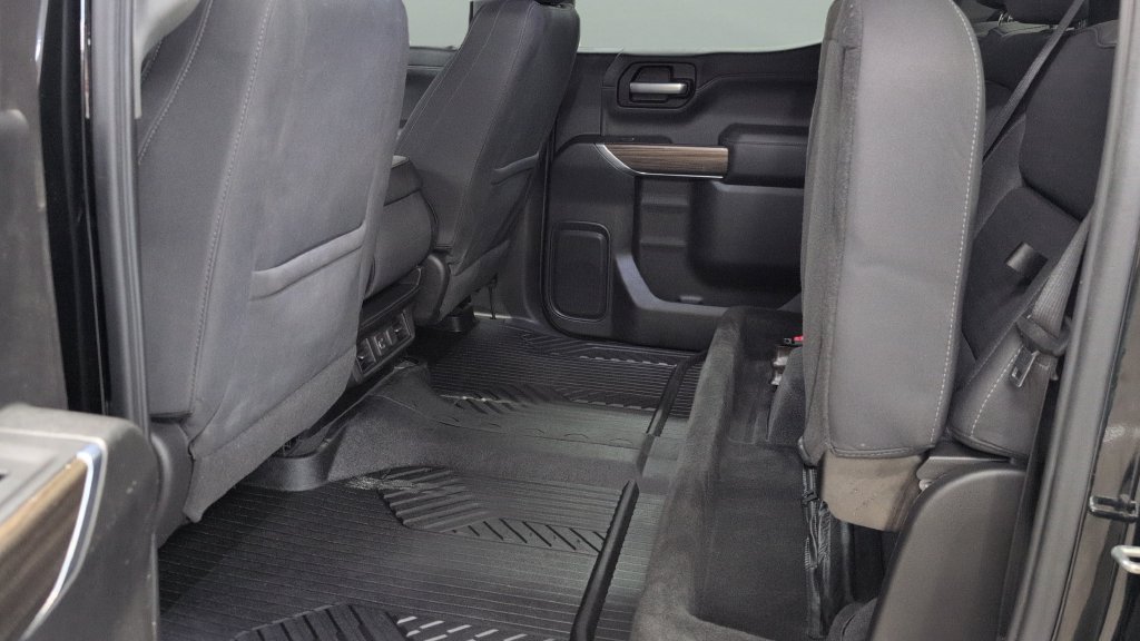 Used 2021 Chevrolet Silverado 1500 RST AWD/4WD image 18