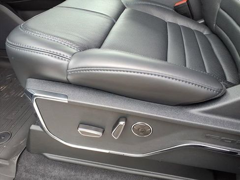 New 2025 Ford F150 Platinum w/ FX4 Off-Road Package image 14