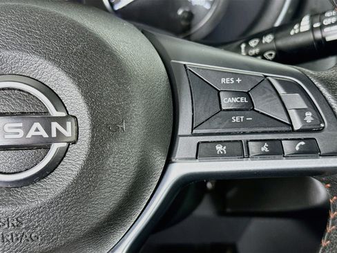 Used 2023 Nissan Kicks SR FWD image 22