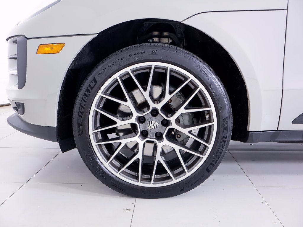 Certified 2021 Porsche Macan S AWD/4WD image 35
