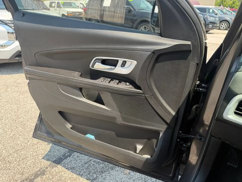 Used 2016 Chevrolet Equinox LS FWD image 22
