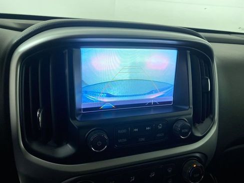 Used 2018 Chevrolet Colorado LT w/ LT Convenience Package image 9