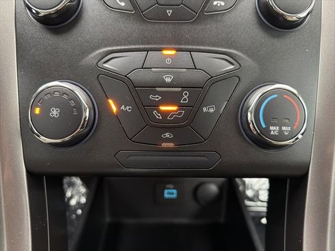 Used 2019 Ford Fusion S image 33