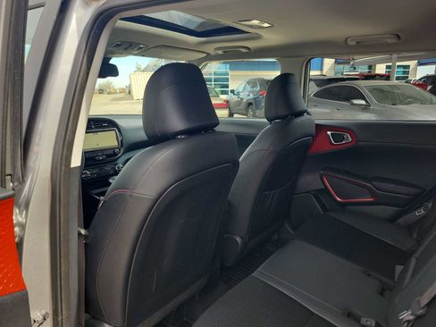 Used 2023 Kia Soul GT-Line image 8