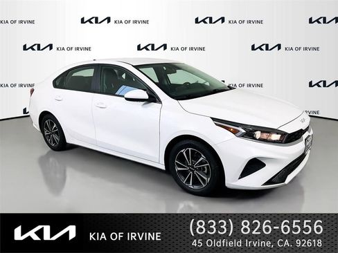 Certified 2024 Kia Forte LXS image 1