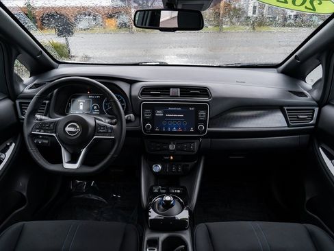 Used 2023 Nissan Leaf SV Plus image 9