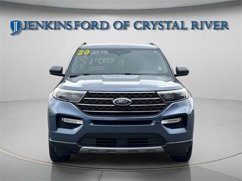 Used 2020 Ford Explorer XLT w/ Equipment Group 202A image 3