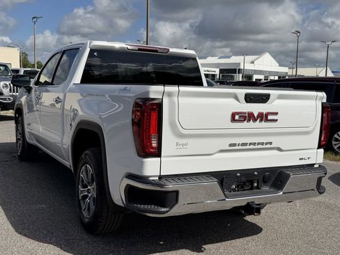 Certified 2025 GMC Sierra 1500 SLT AWD/4WD image 7