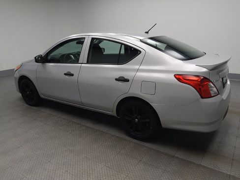 Used 2018 Nissan Versa S Plus FWD image 3