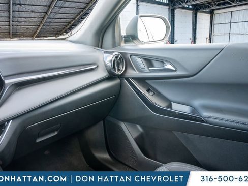 Used 2025 Chevrolet Equinox LT image 13