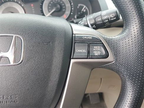 Used 2016 Honda Odyssey SE image 22