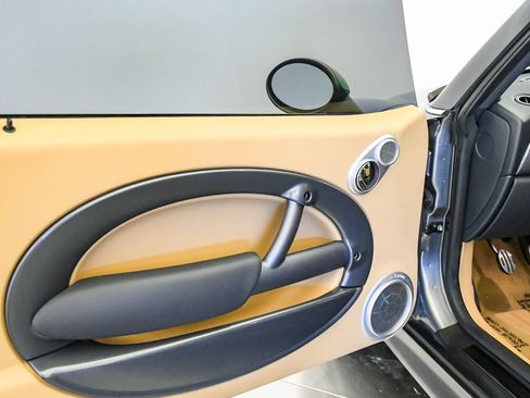 Used 2005 MINI Cooper S FWD image 29