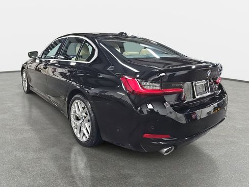 Certified 2025 BMW 330i Sedan w/ Premium Package image 7