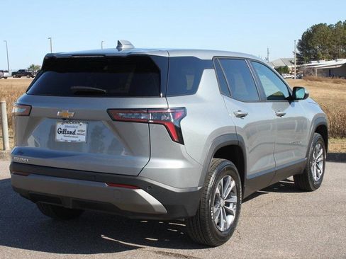 New 2026 Chevrolet Equinox LT w/ LPO, Floor Liner Package image 19